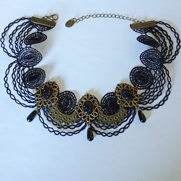 Elegant Black Lace Choker with Gold Accents - Picture 2 of 6